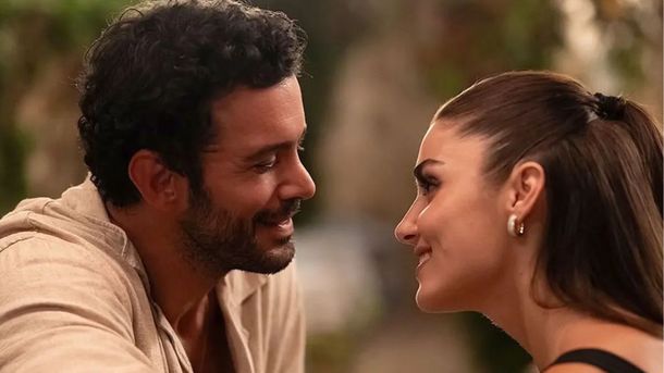 Estrenada este año, Estrenada este año,