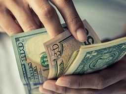 el dolar subio 17 centavos a $28,34 tras el supermartes de lebac el dolar subio 17 centavos a $28,34 tras el supermartes de lebac