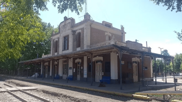 El pueblo que está a 100km de distancia