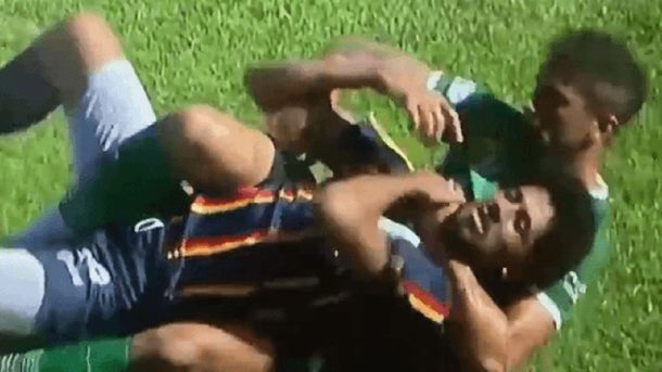 ¿UFC? Un Ferro -  Colegiales: lucha libre en un amistoso del Ascenso