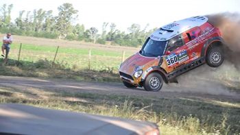 dakar: asi fue el accidente en el que doce personas resultaron heridas dakar: asi fue el accidente en el que doce personas resultaron heridas