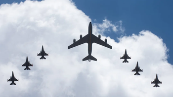 los primeros seis aviones f-16 arribaron al pais desde dinamarca: argentina potencia los primeros seis aviones f-16 arribaron al pais desde dinamarca: argentina potencia