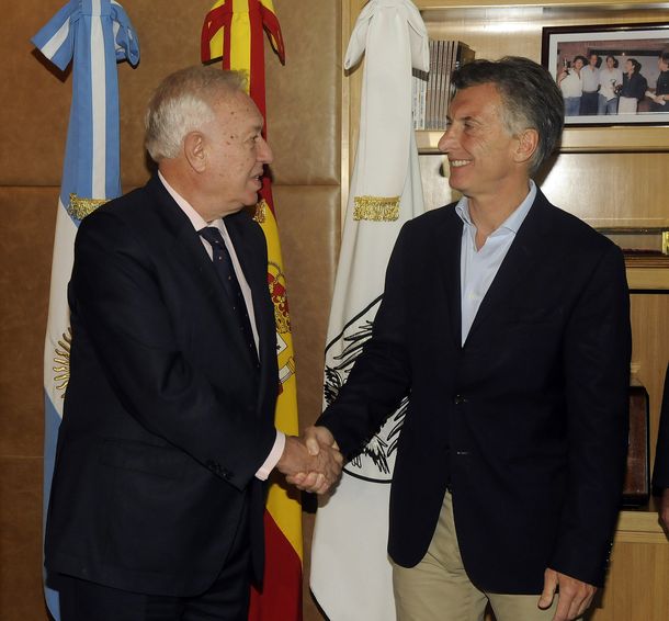 Macri inició su agenda exterior: se reunió con el canciller de España