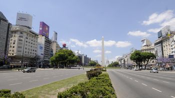 el microcentro porteno, casi vacio por el paro de moyano y micheli el microcentro porteno, casi vacio por el paro de moyano y micheli