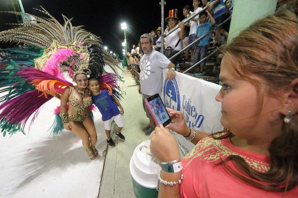 Las mejores postales del carnaval 2015 en todo el país