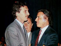 video: como menem, macri prometio avanzar hacia una verdadera revolucion productiva video: como menem, macri prometio avanzar hacia una verdadera revolucion productiva