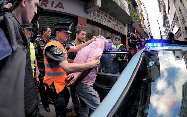Los delitos cometidos con armas no serán excarcelables