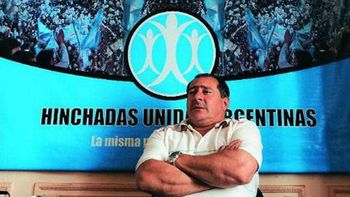 detuvieron al jefe de hinchadas unidas argentinas por la fuga del triple crimen detuvieron al jefe de hinchadas unidas argentinas por la fuga del triple crimen
