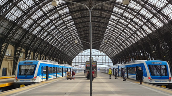 derogaron la resolucion que obligaba a trenes del mitre y sarmiento a entrar a terminales a 5 km/h derogaron la resolucion que obligaba a trenes del mitre y sarmiento a entrar a terminales a 5 km/h