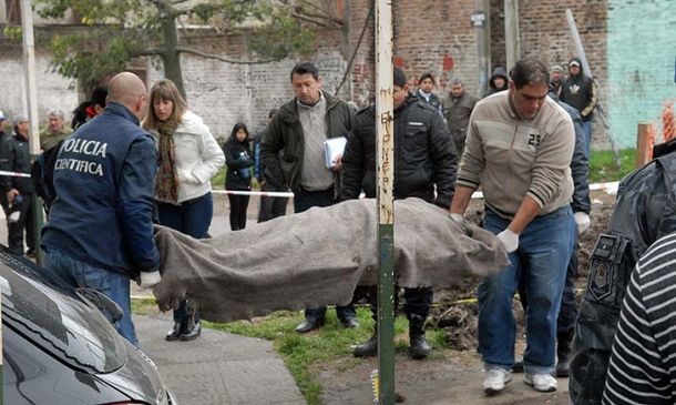 un delincuente murió