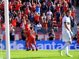 independiente vencio a central en avellaneda y sigue de cerca a river independiente vencio a central en avellaneda y sigue de cerca a river