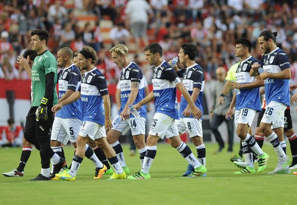 El relator de Gimnasia estalló contra Troglio: Es un cagón de m...