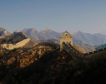 Rompieron la Gran Muralla China para hacer un atajo