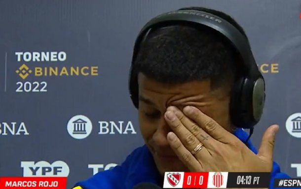 Entre lágrimas, Marcos Rojo se lamentó por su lesión y hasta anticipó el grado
