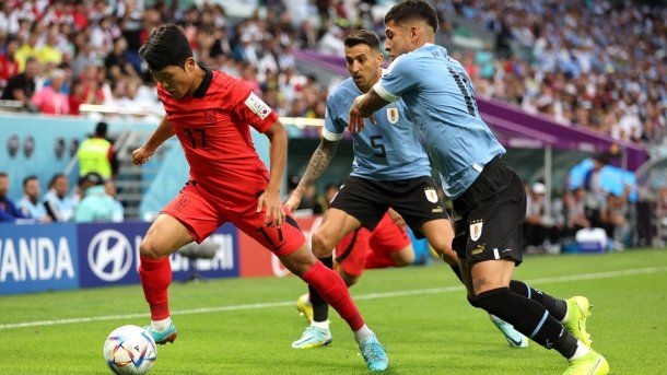 En el debut mundialista, Uruguay y Corea del Sur no pasaron del cero