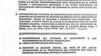 sergio berni firmo el petitorio, pero la protesta aun continua sergio berni firmo el petitorio, pero la protesta aun continua