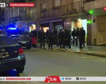Infantería se ubicó cerca de la casa de Cristina