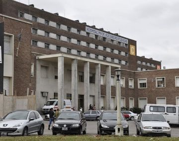 VIDEO: ¿Un nene fantasma juega a las escondidas en el Hospital Posadas?