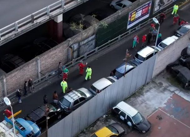 Autopista 25 de Mayo: choque en cadena de 9 autos y un camión