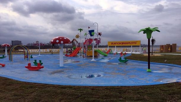 La falsa pileta ya está despintada