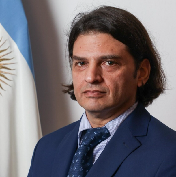 Ariel Waissbein como Director Ejecutivo del Centro Nacional de Ciberseguridad