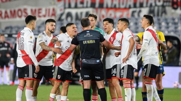 Se confirmó la sanción para Juanfer Quintero: ¿cuántas fechas le dieron?