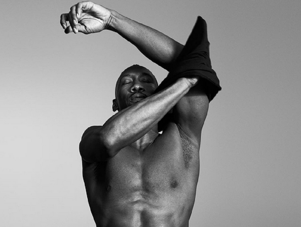 Los protagonistas de Moonlight, en ropa interior (y muy sexies) para una campaña de Calvin Klein