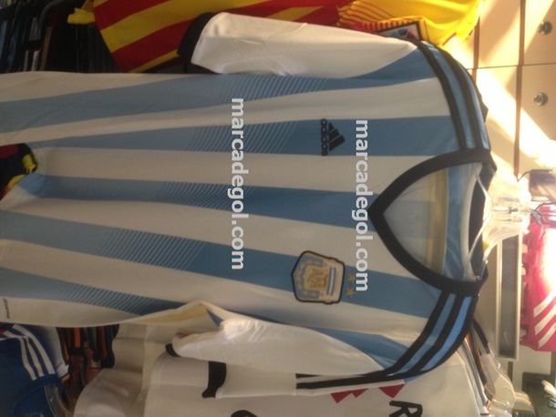 ¿Esta es la camiseta de Argentina para el Mundial?