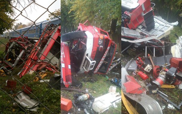 A unos bomberos  los arrolló el tren: se salvaron de milagro