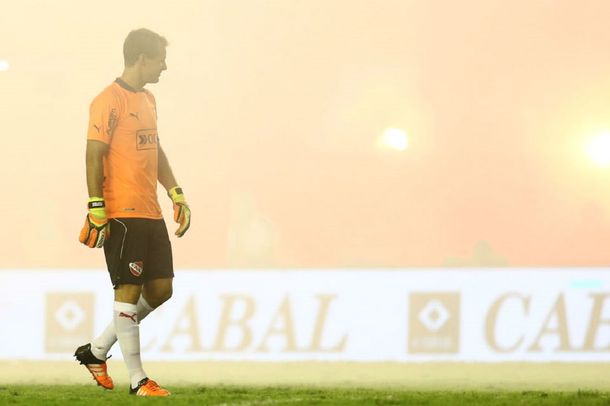 ¿Los hinchas de Independiente contentos? El arquero de Milito es el Ruso Rodríguez