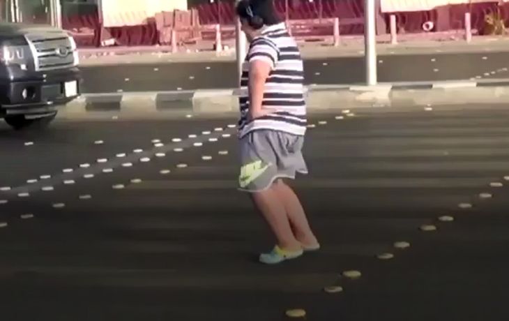 Fue detenido en Arabia Saudita por bailar en la calle