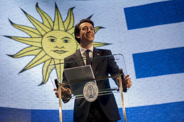 El senador Juan Sartori criticó al gobierno por su estrategia de política exterior.