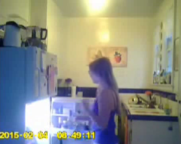 Estudiante le pone líquido de lavar a la comida de dos compañeras