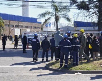 A lo Relatos Salvajes: los videos de la avioneta que se estrelló en Rosario