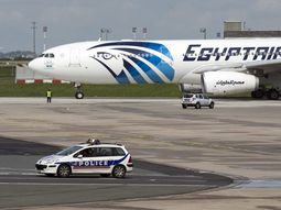 hallaron las cajas negras del vuelo de egyptair