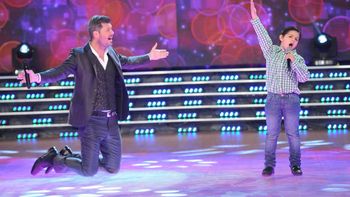 mira la actuacion completa de enoc girado, el nene que cautivo a tinelli mira la actuacion completa de enoc girado, el nene que cautivo a tinelli