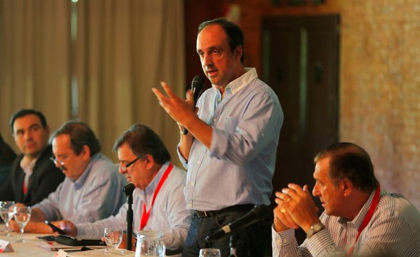 Radicales realizan una masiva cumbre en Luján para definir su rol en el Gobierno