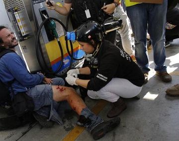 Dos periodistas de la CNN y un fotógrafo argentino