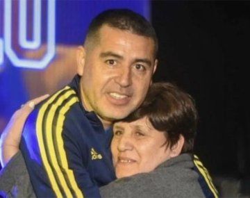 La madre de Riquelme cumplió el sueño de conocer a su ídolo: de quién se trata