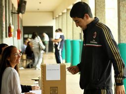 mendoza: el 50% del padron ya voto a menos de una hora del cierre mendoza: el 50% del padron ya voto a menos de una hora del cierre