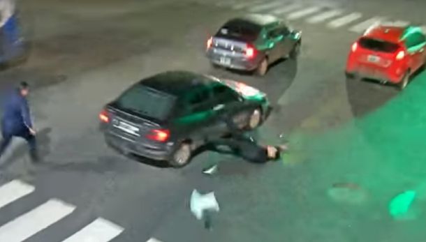 VIDEO: Esquivó un control de alcoholemia, atropelló a un agente y se escapó