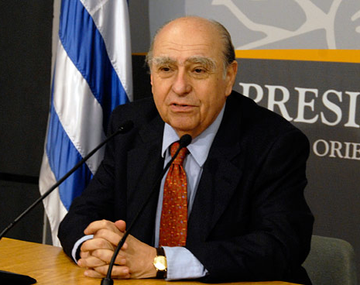 Julio Sanguinetti cuestionó el ingreso de Venezuela al Mercosur