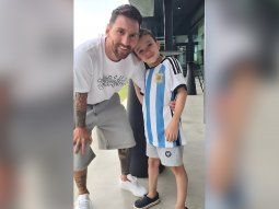 El gesto de Messi con un niño que tiene la misma enfermedad que él padeció