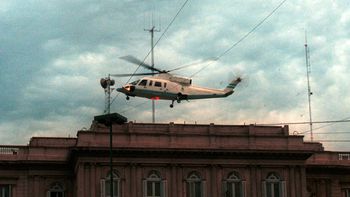Fernando de la Rúa dejó Casa Rosada en helicóptero Fernando de la Rúa dejó Casa Rosada en helicóptero