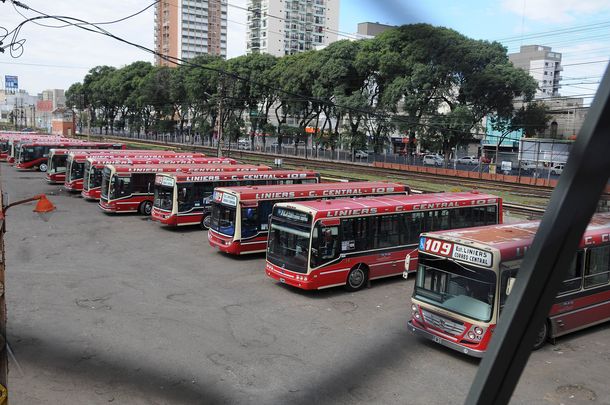 Colectivos: el Gobierno recordó que los subsidios tienen controles por ley