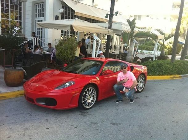 Cae banda de estafadores que robó más de $10 millones con tarjetas de crédito