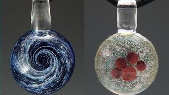 extrana moda: collares con cenizas de gato y anillos con las de perro extrana moda: collares con cenizas de gato y anillos con las de perro