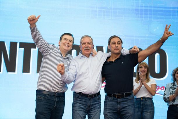 Elecciones en Santiago del Estero: Elías Suárez, candidato de Gerardo Zamora, arrasó y es el nuevo gobernador Elecciones en Santiago del Estero: Elías Suárez, candidato de Gerardo Zamora, arrasó y es el nuevo gobernador
