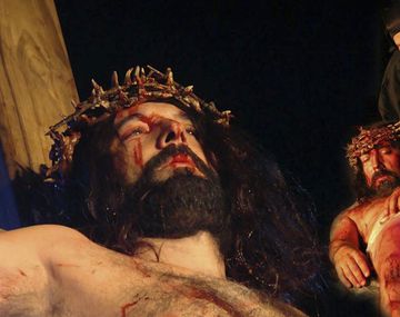 Impactante recreación del Vía Crucis
