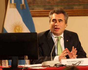 Vanoli por Radio 10: No habrá cambios en el contado con liqui